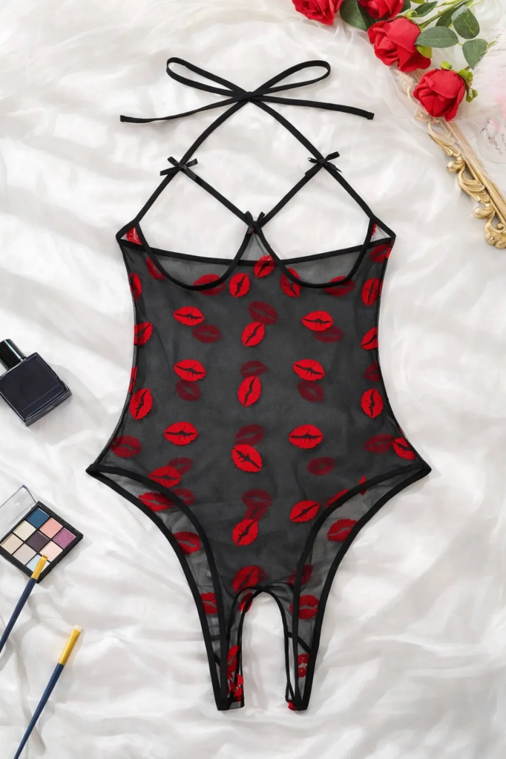 Öpücük Desenli Transparan Siyah Fantazi İç Giyim TM1385